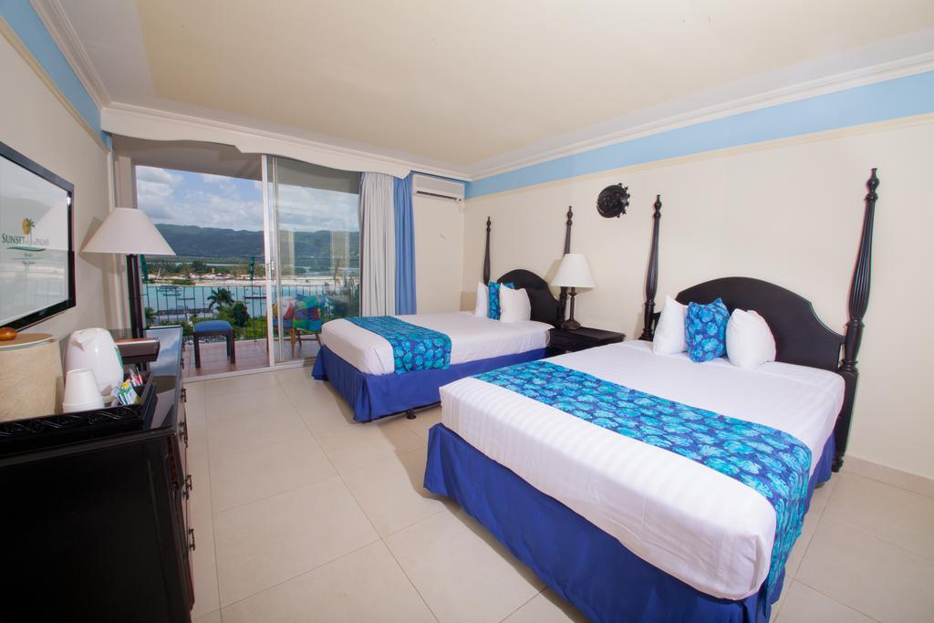 Sunscape Splash Montego Bay Resort And Spa Rum bild